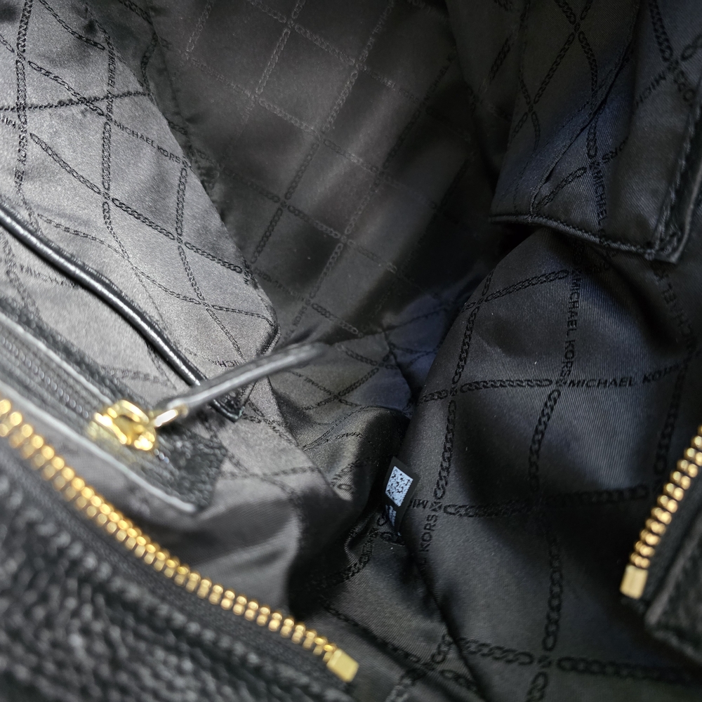 Michael Kors Black Leather Structured Tote - Picture 13 of 16